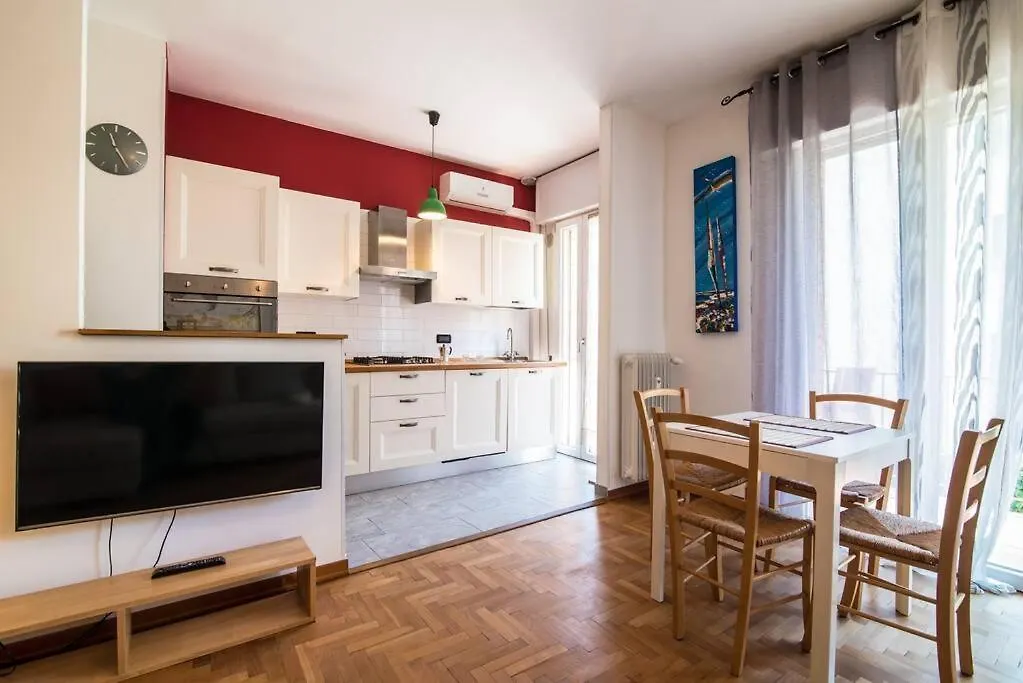 Enjoy Home - Bilocale Sulle Riviere A Due Passi Dalla Specola Padova Italia