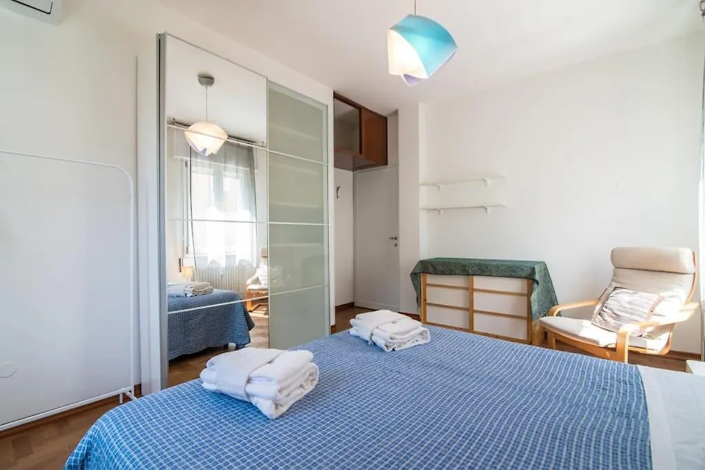 Enjoy Home - Bilocale Sulle Riviere A Due Passi Dalla Specola Πάδοβα Διαμέρισμα